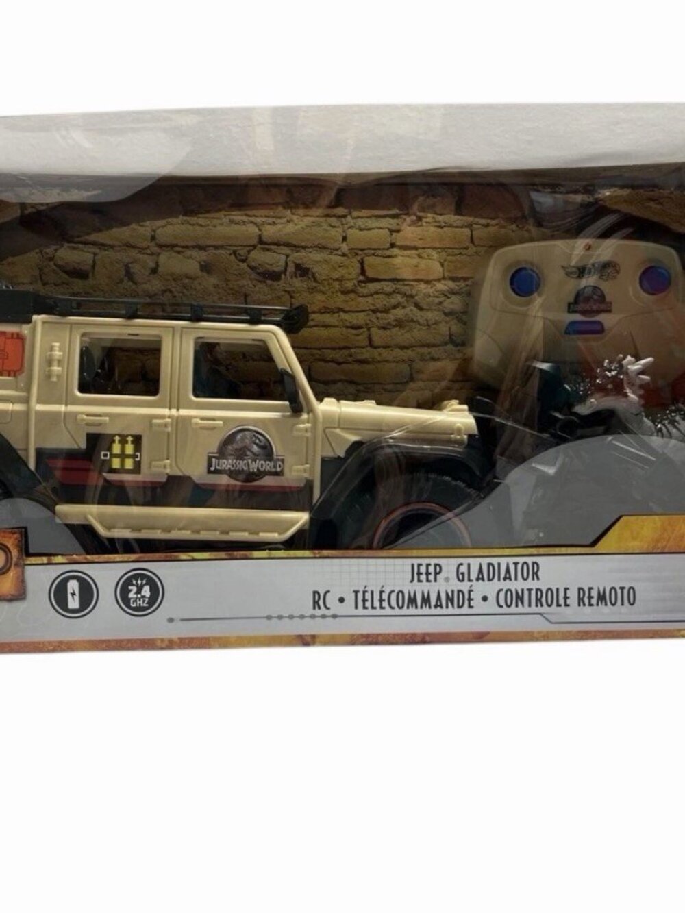 Matchbox Jurassic World: Dominion Jeep Gladiator R/C Vehicle with 6in Dracorex